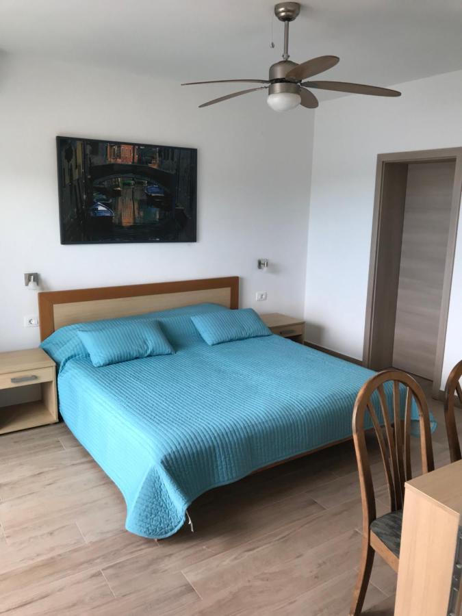 Apartment Marika Mali Losinj Exterior photo